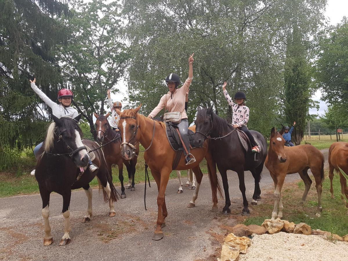 Capdrot Gite Equestre Domaine Des Crins - Monpazier מראה חיצוני תמונה